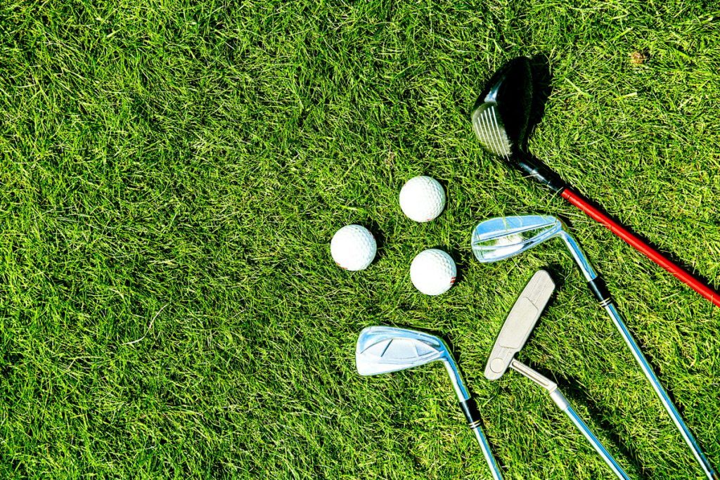 ゴルフ好きへのプレゼントにおすすめのゴルフグッズ15選を紹介 ビギナーズ